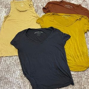 Basic tops bundle size small